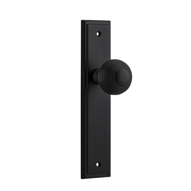 Iver Guildford Stepped Knob