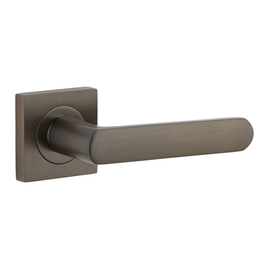 Iver Osaka Square Lever